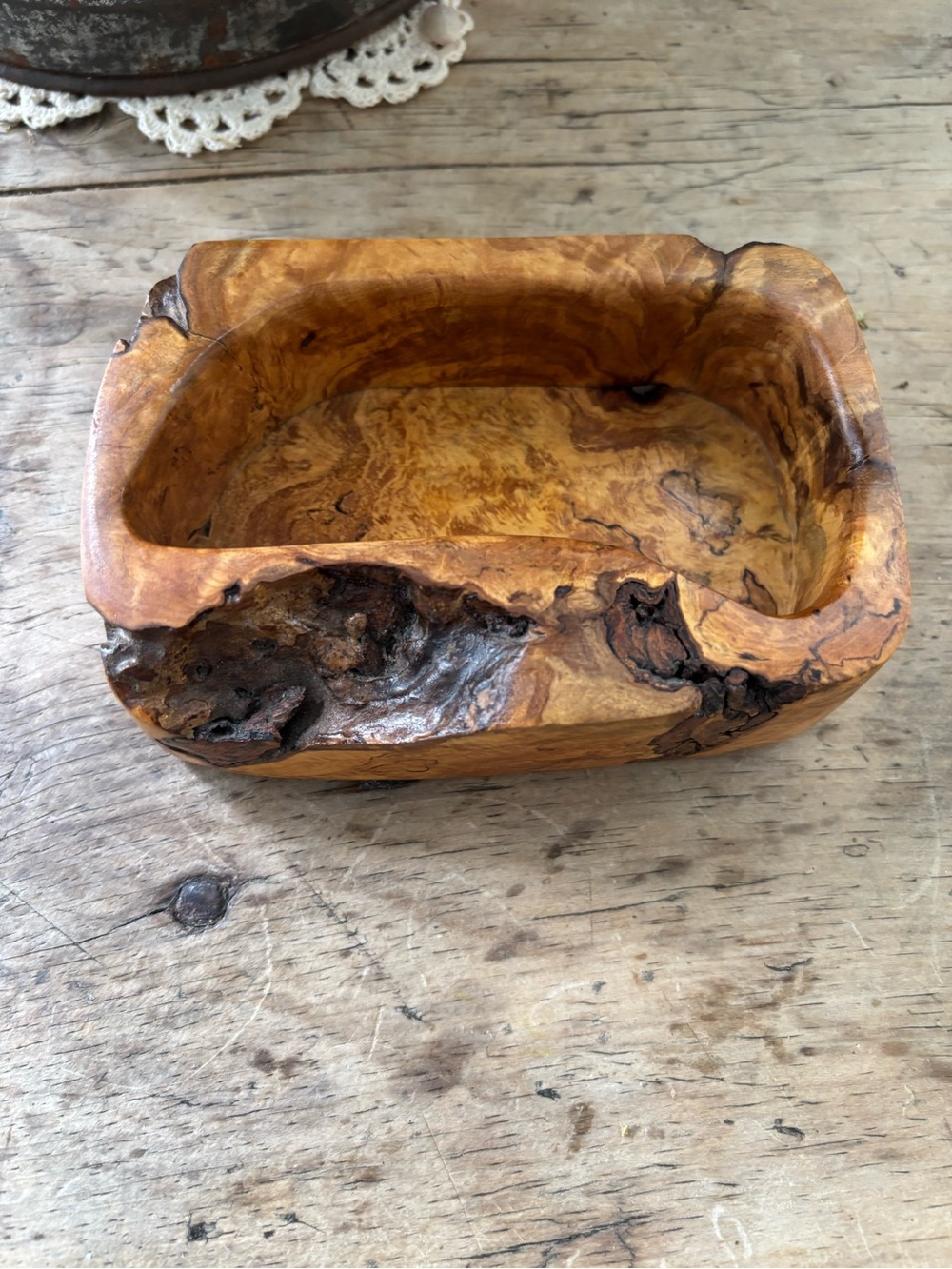 Gorgeous Handcrafted Artisan Burl Wood Dmall Decorative Bowl - Natural Brown
